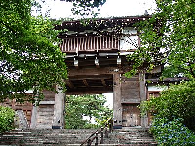 写真：久保田城表門（一の門）