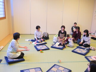 写真：10月6日活動風景・講師と参加者の質疑応答