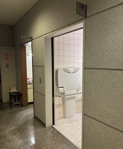 トイレ入口